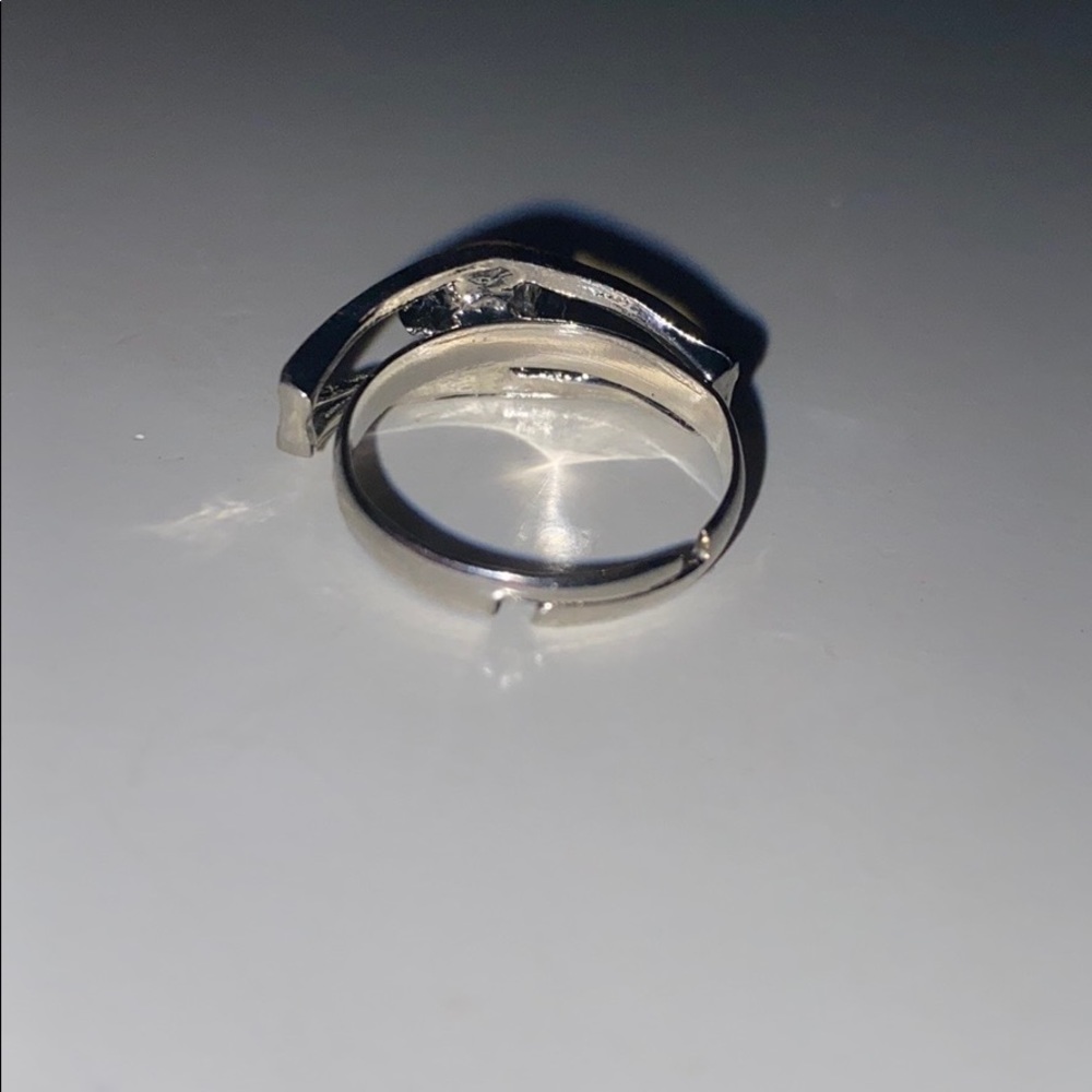 Gorgeous Ring In Beautiful Shape - image 2